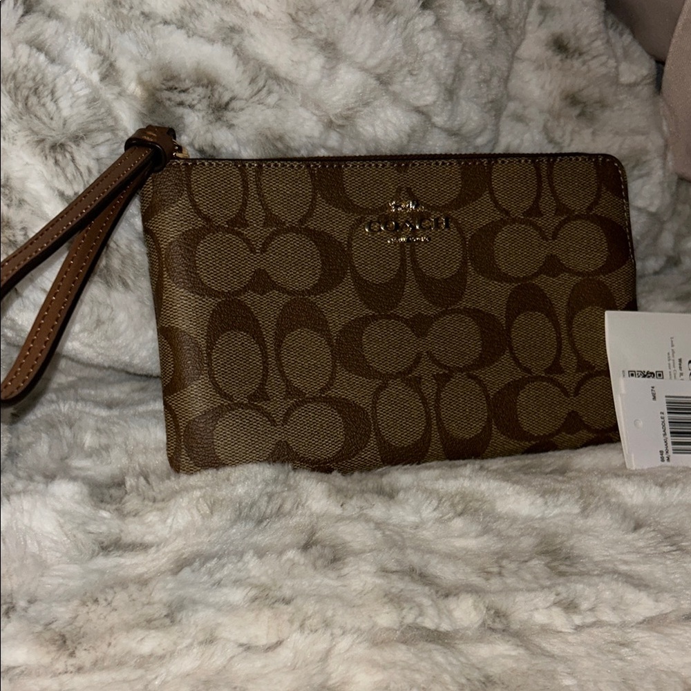 NWT Coach Brown WRISTLET with Signature Pattern